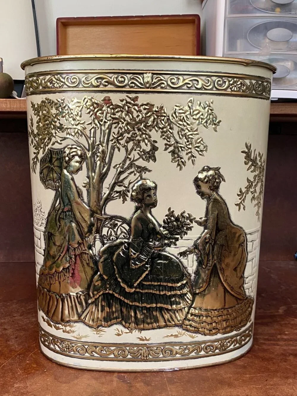 Weibro Vintage 60's Embossed Romantic Trash Can Gold Metal Waste Basket MCM 13